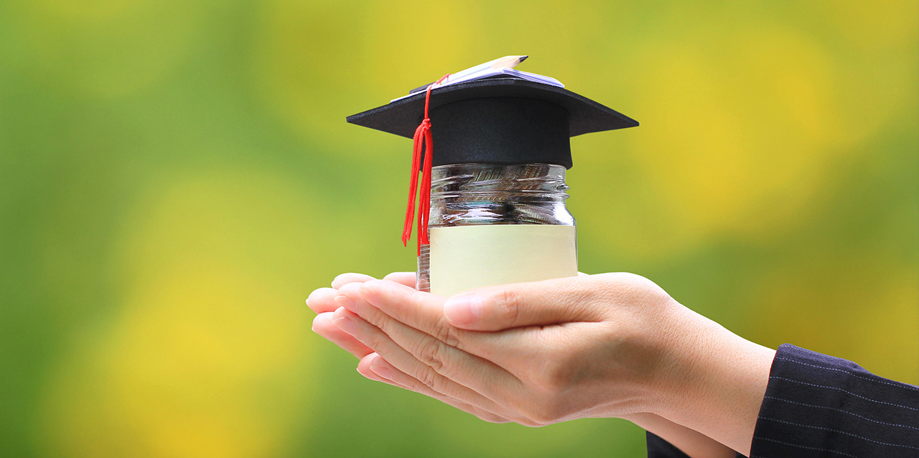 סטודנטיות מהמחלקה לחינוך מיוחד זכו במלגה של קרן שלם